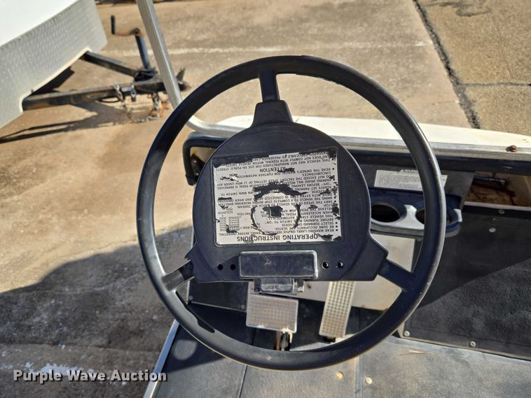 image for item ET5314 Yamaha golf cart