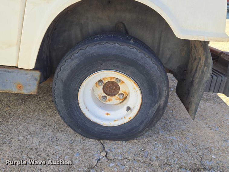 image for item ET5314 Yamaha golf cart