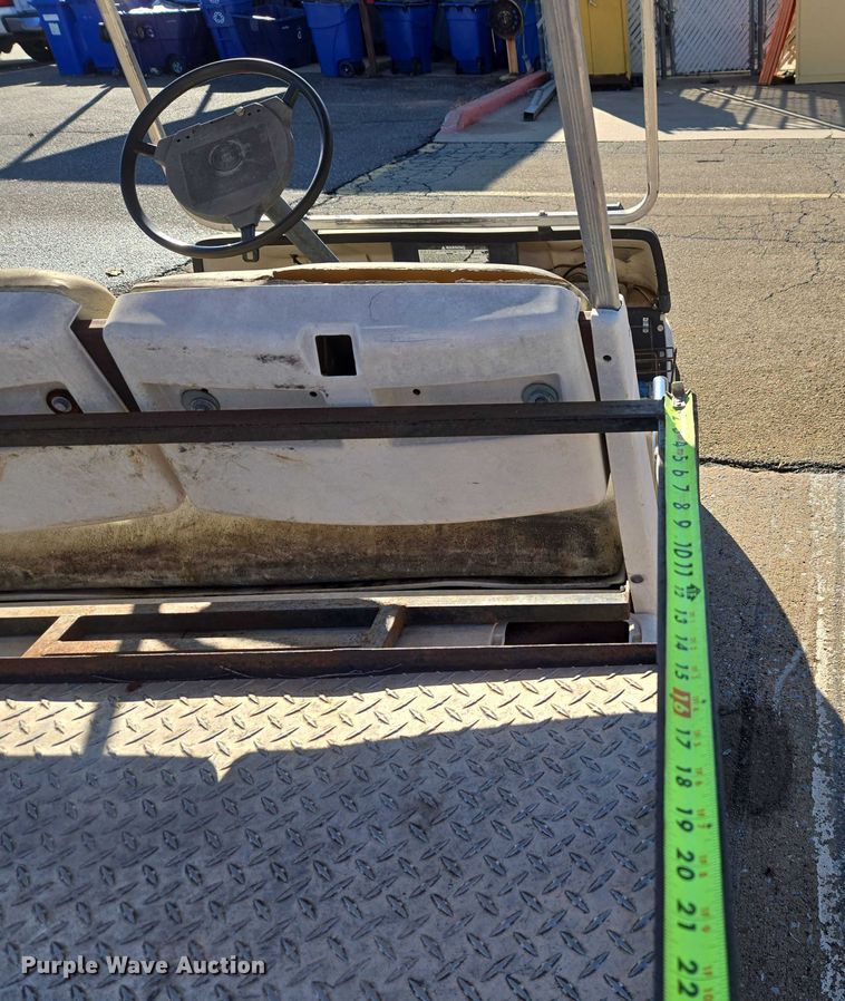 image for item ET5315 Yamaha golf cart