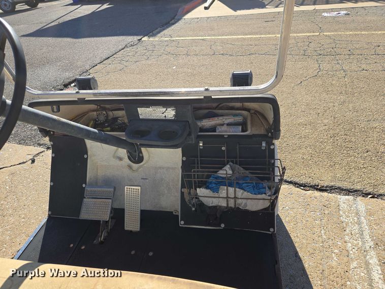 image for item ET5315 Yamaha golf cart