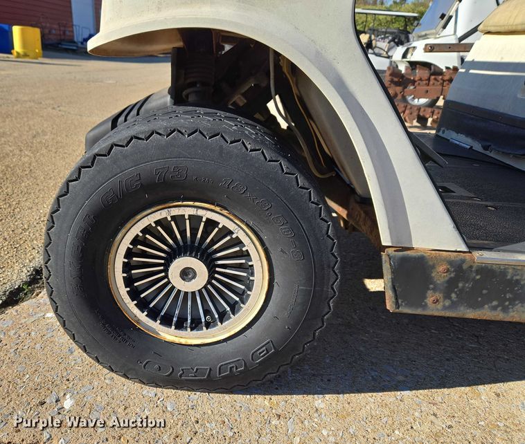 image for item ET5315 Yamaha golf cart