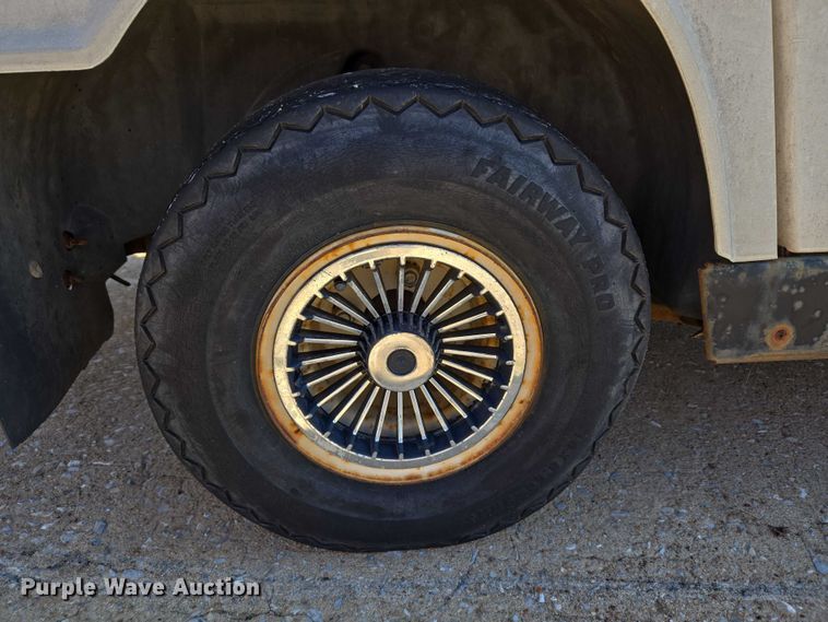 image for item ET5315 Yamaha golf cart