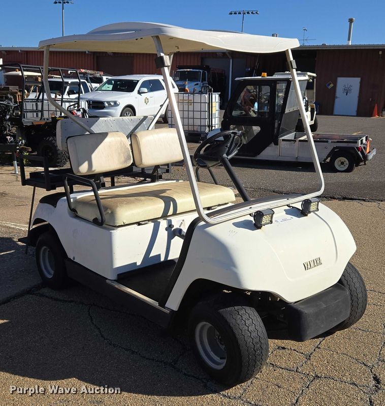 image for item ET5316 1999 Yamaha G16A golf cart