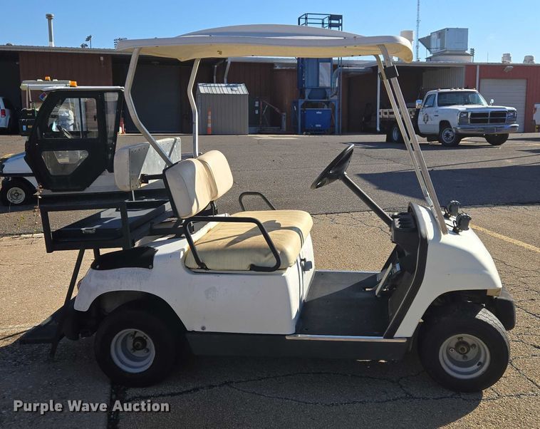 image for item ET5316 1999 Yamaha G16A golf cart