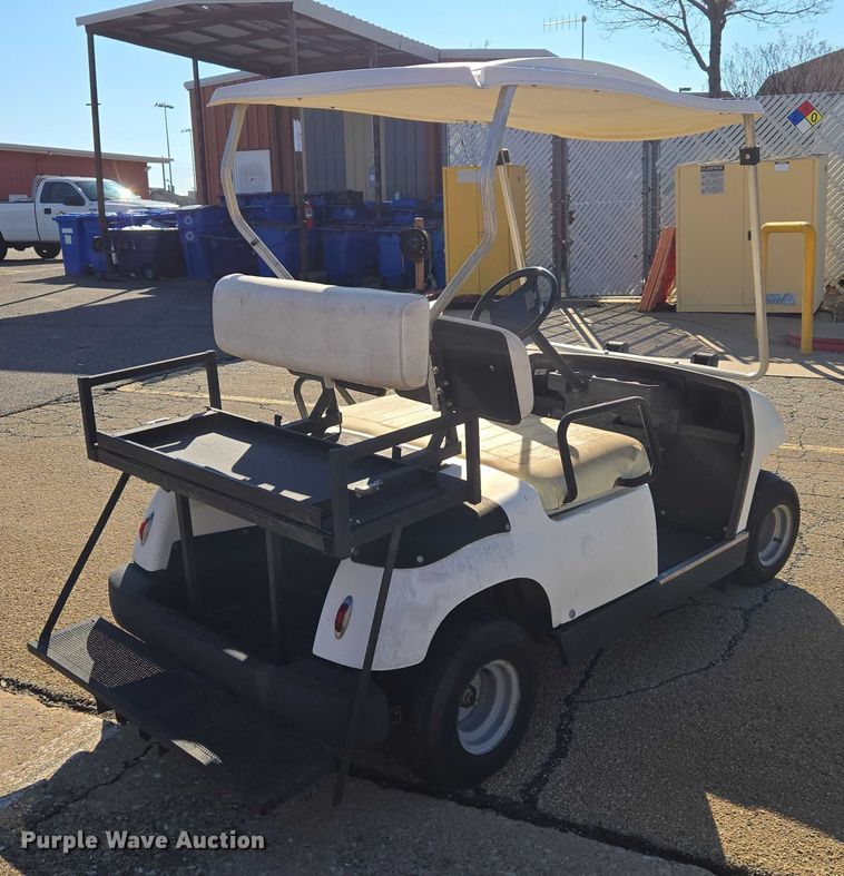 image for item ET5316 1999 Yamaha G16A golf cart