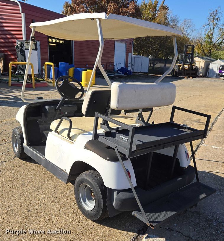 image for item ET5316 1999 Yamaha G16A golf cart