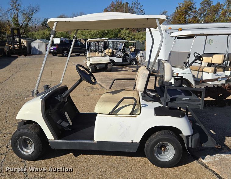 image for item ET5316 1999 Yamaha G16A golf cart