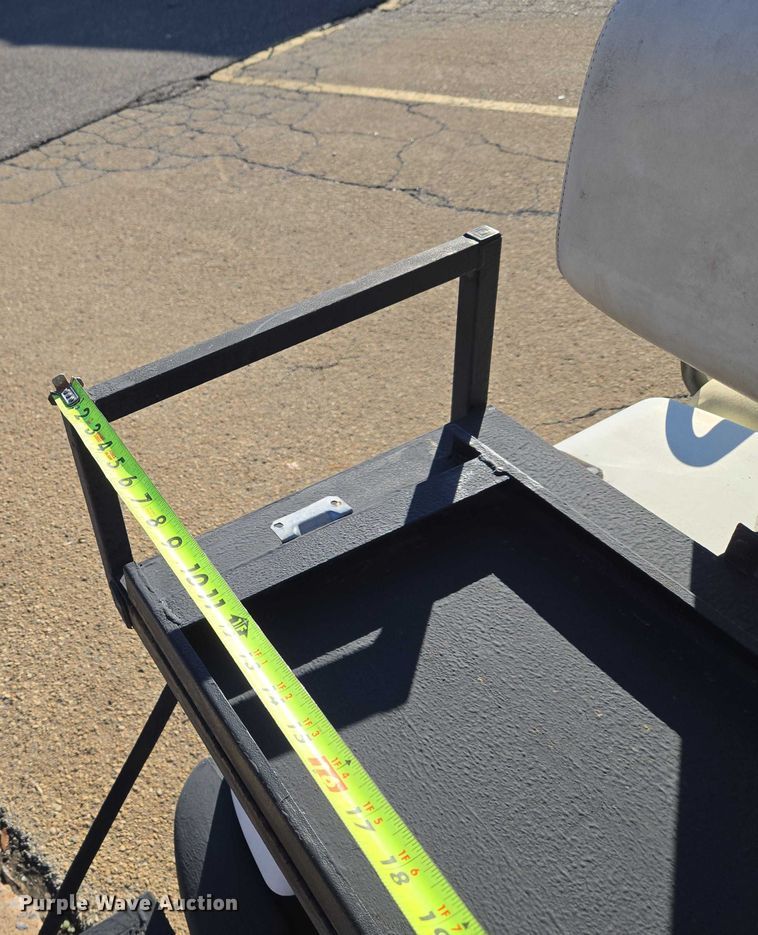 image for item ET5316 1999 Yamaha G16A golf cart