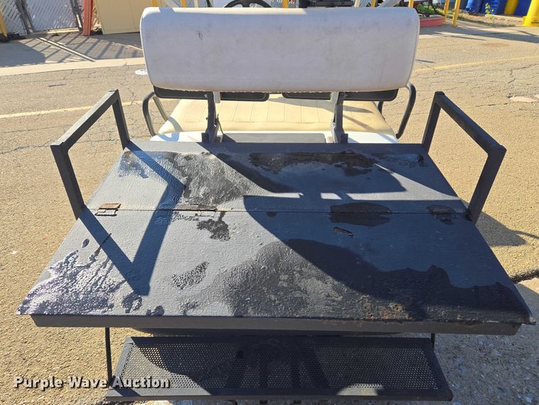 image for item ET5316 1999 Yamaha G16A golf cart