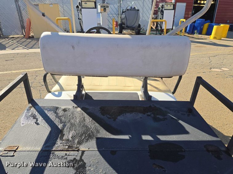 image for item ET5316 1999 Yamaha G16A golf cart