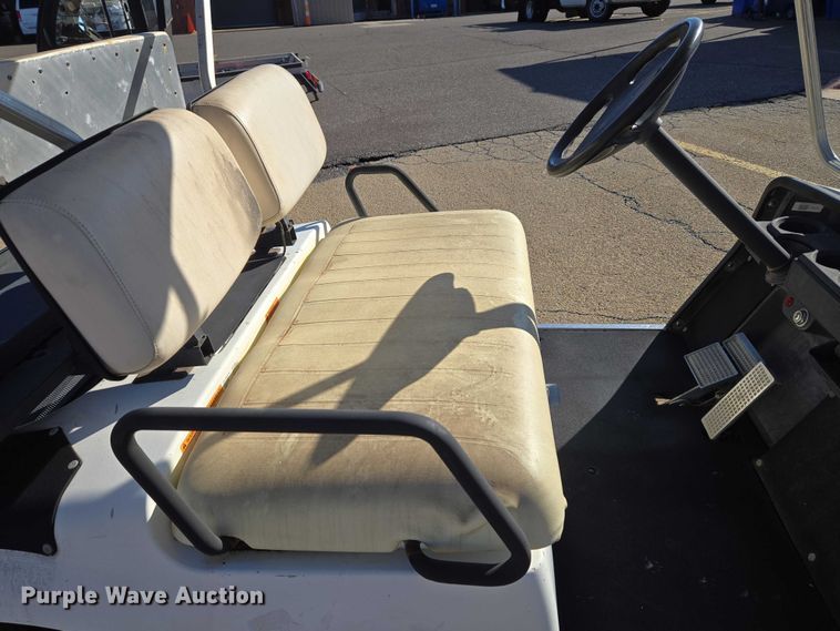 image for item ET5316 1999 Yamaha G16A golf cart