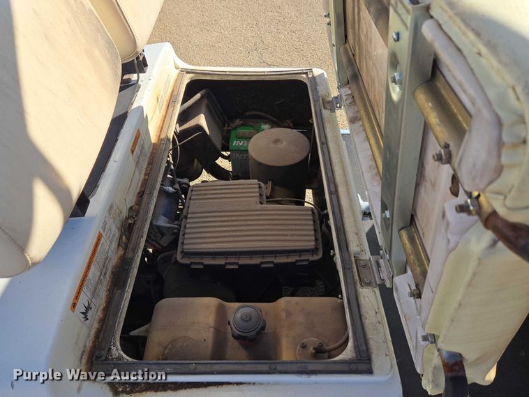 image for item ET5316 1999 Yamaha G16A golf cart