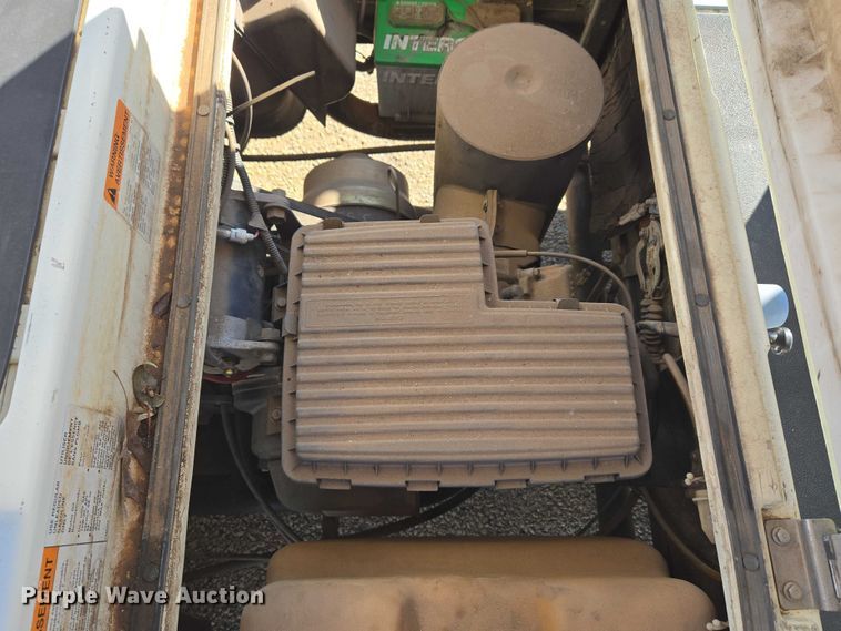 image for item ET5316 1999 Yamaha G16A golf cart