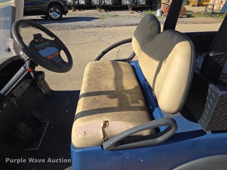 image for item ET5317 Club Car golf cart