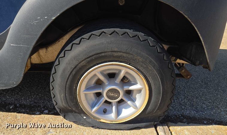 image for item ET5317 Club Car golf cart