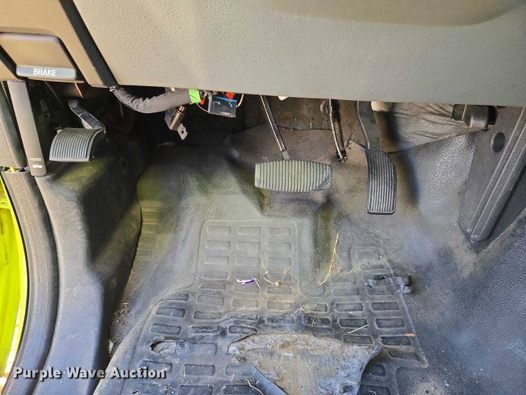 image for item ET5326 2015 Ford F550 Super Duty XLT ambulance