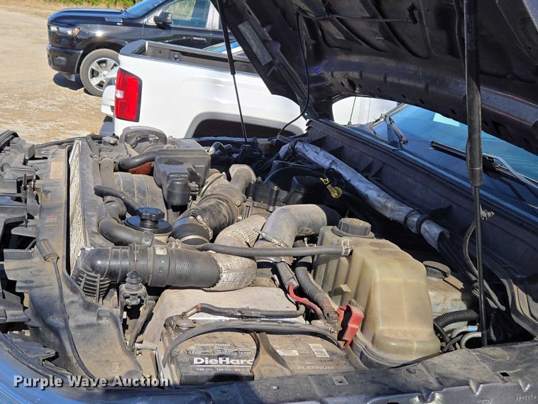 image for item ET5326 2015 Ford F550 Super Duty XLT ambulance