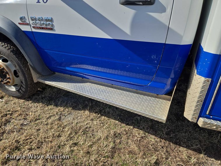 image for item ET5327 2014 RAM 4500HD ambulance