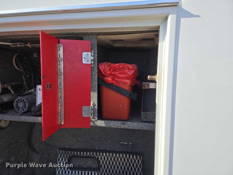 image for item ET5327 2014 RAM 4500HD ambulance