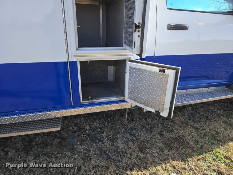 image for item ET5327 2014 RAM 4500HD ambulance