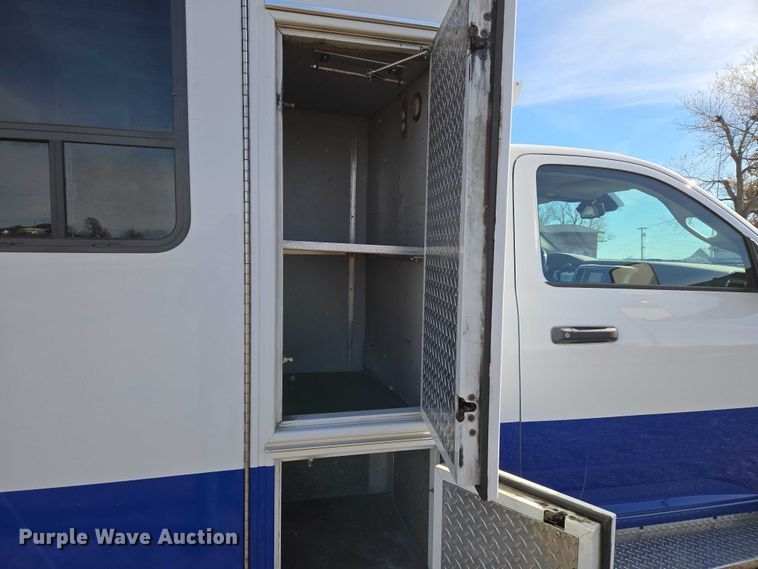 image for item ET5327 2014 RAM 4500HD ambulance