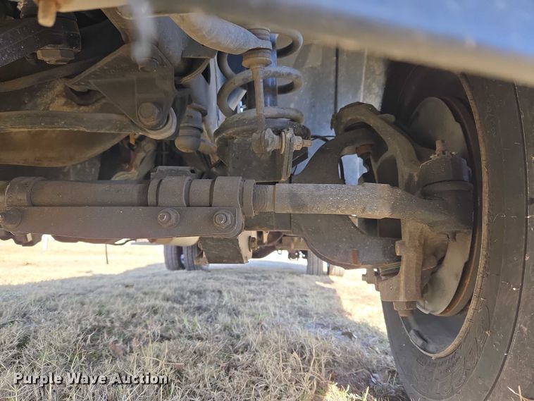 image for item ET5327 2014 RAM 4500HD ambulance