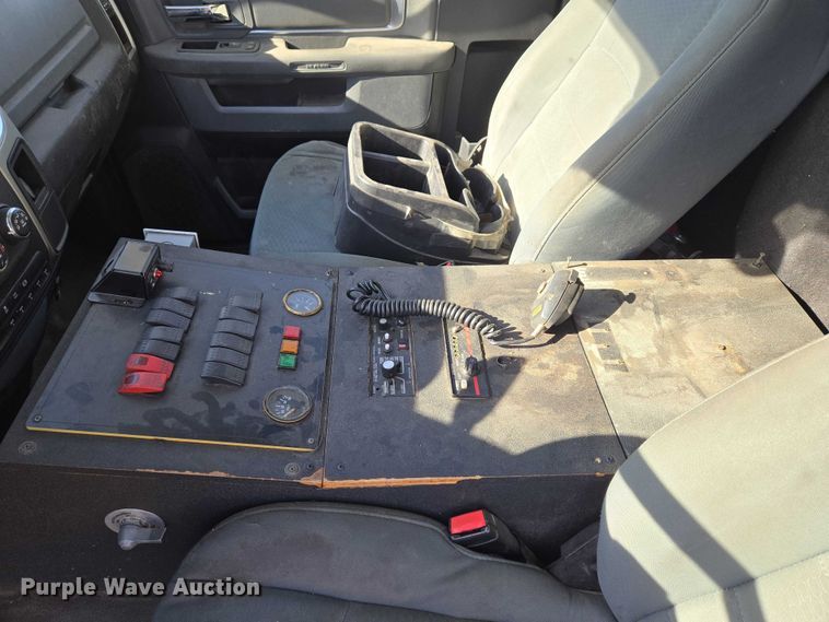 image for item ET5327 2014 RAM 4500HD ambulance