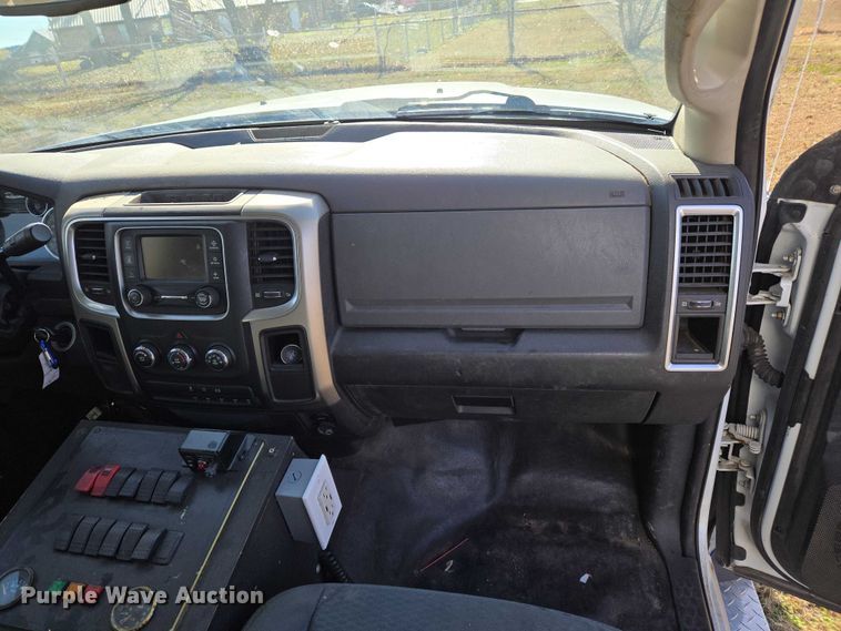 image for item ET5327 2014 RAM 4500HD ambulance