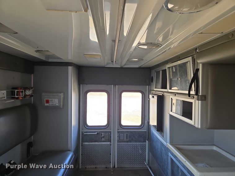 image for item ET5327 2014 RAM 4500HD ambulance