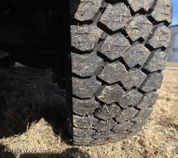 image for item ET5327 2014 RAM 4500HD ambulance