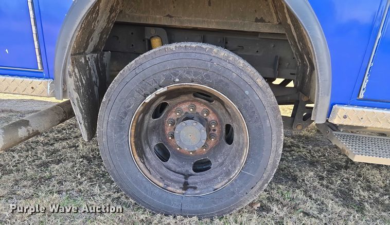 image for item ET5327 2014 RAM 4500HD ambulance