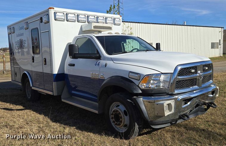 image for item ET5328 2016 RAM 4500HD ambulance