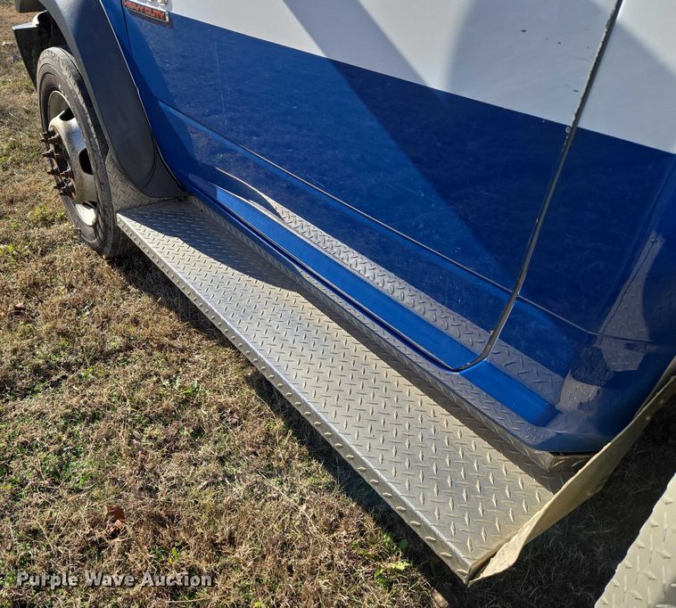 image for item ET5328 2016 RAM 4500HD ambulance