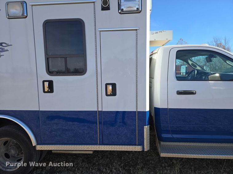 image for item ET5328 2016 RAM 4500HD ambulance