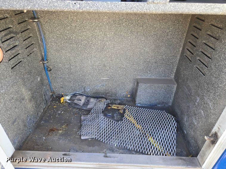 image for item ET5328 2016 RAM 4500HD ambulance