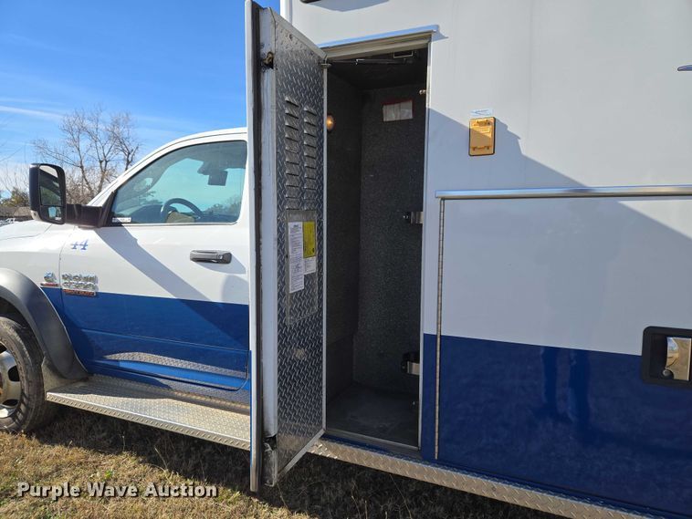 image for item ET5328 2016 RAM 4500HD ambulance