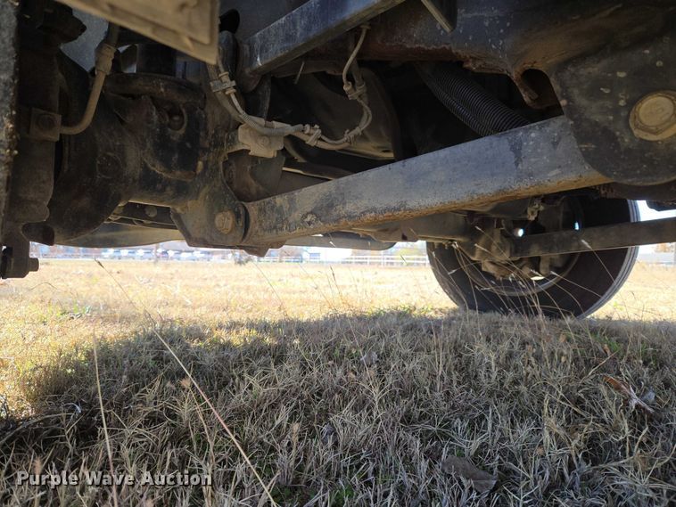 image for item ET5328 2016 RAM 4500HD ambulance