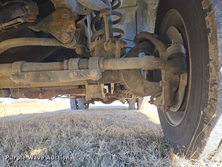 image for item ET5328 2016 RAM 4500HD ambulance