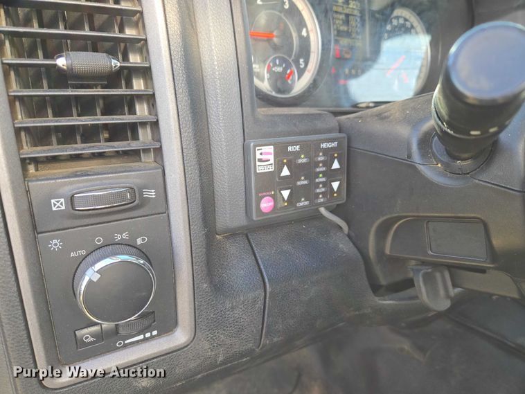 image for item ET5328 2016 RAM 4500HD ambulance