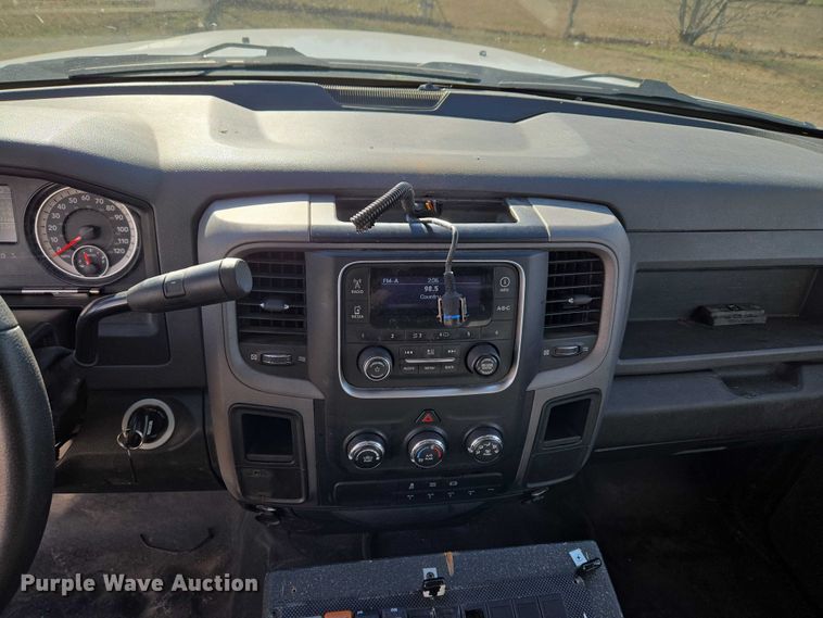 image for item ET5328 2016 RAM 4500HD ambulance