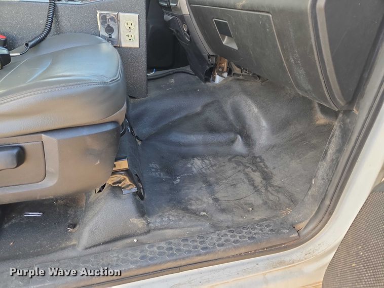 image for item ET5328 2016 RAM 4500HD ambulance