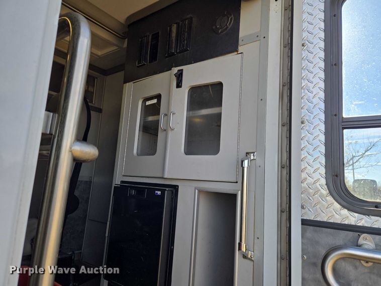 image for item ET5328 2016 RAM 4500HD ambulance