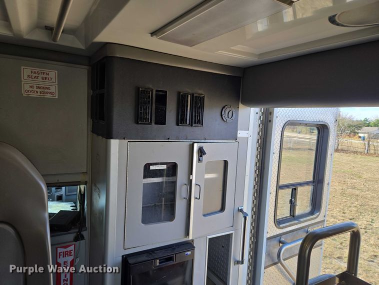 image for item ET5328 2016 RAM 4500HD ambulance