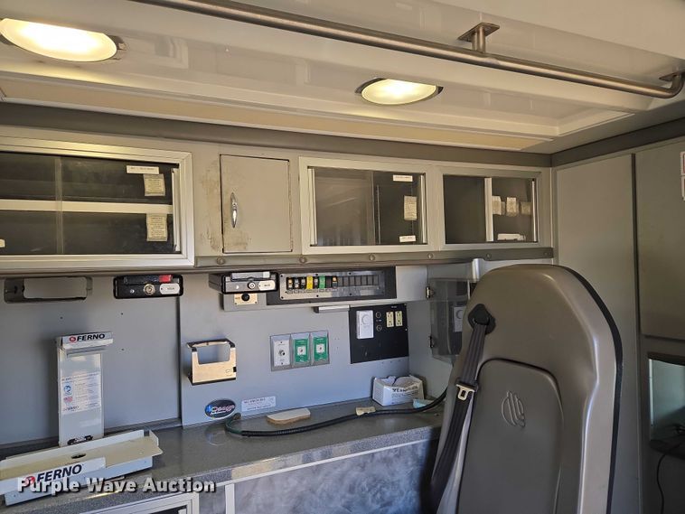 image for item ET5328 2016 RAM 4500HD ambulance