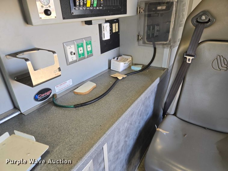 image for item ET5328 2016 RAM 4500HD ambulance