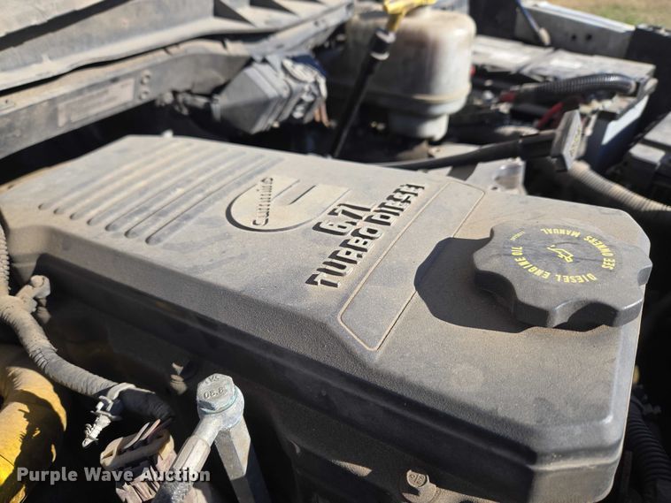 image for item ET5328 2016 RAM 4500HD ambulance