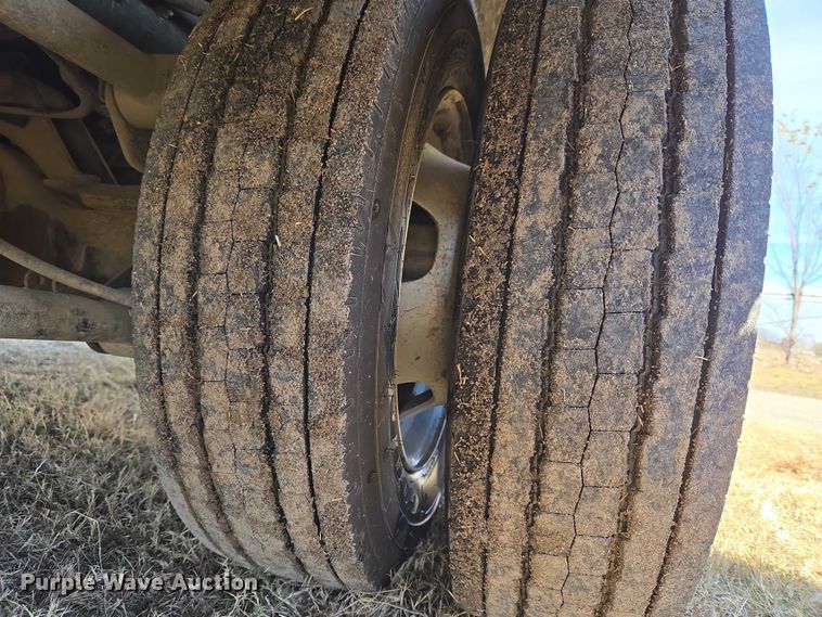 image for item ET5328 2016 RAM 4500HD ambulance