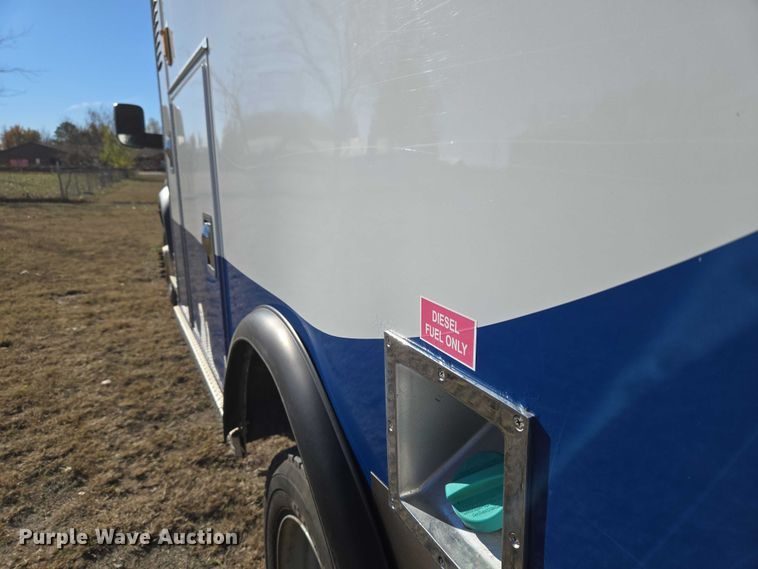 image for item ET5329 2015 RAM 4500HD ambulance