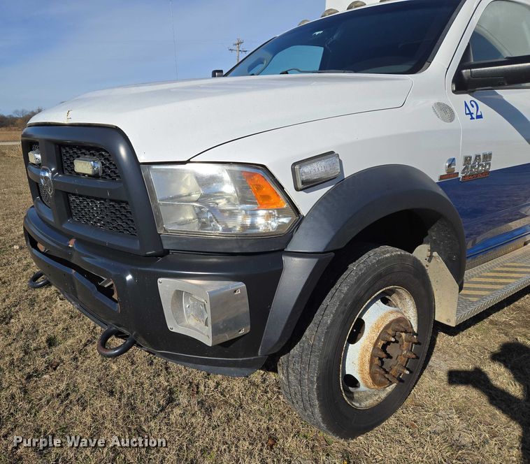image for item ET5329 2015 RAM 4500HD ambulance