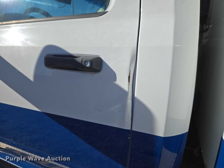 image for item ET5329 2015 RAM 4500HD ambulance